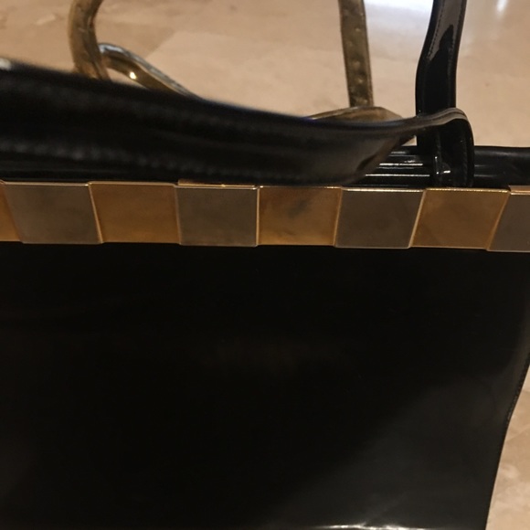Beautiful Vintage Lewis Patent Leather Bag - Picture 2 of 4